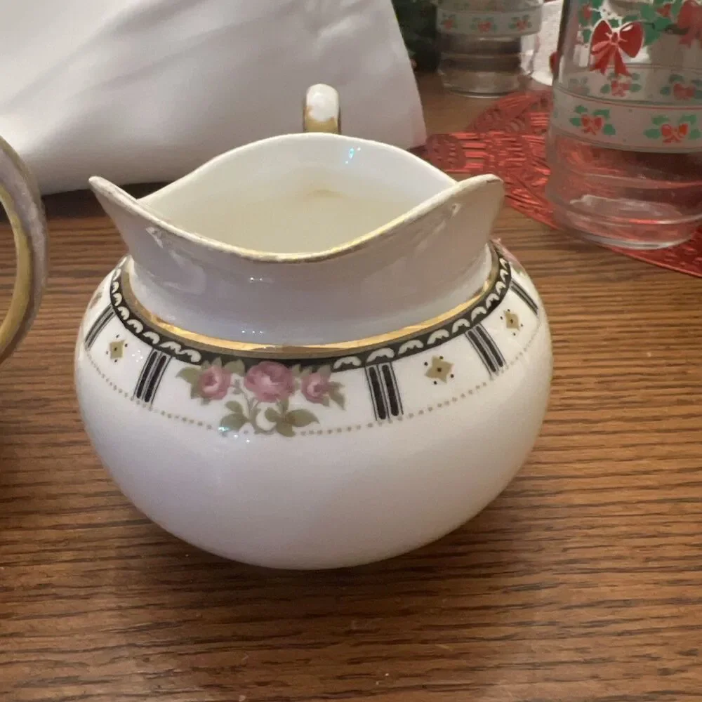 Vintage Cleveland China Sugar Bowl & creamer Bridal Rose Pattern Gold‎ & Crazing